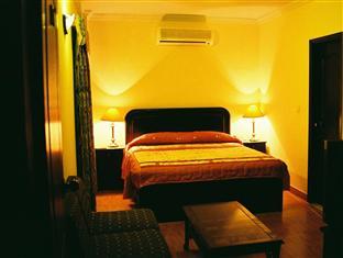 Mirage Hotel Lahore Exterior photo